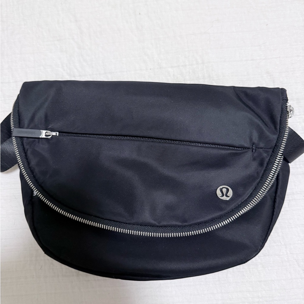 Lululemon All Night Festival Bag 5L